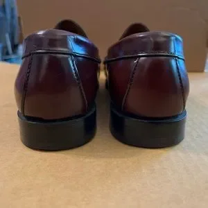G.H. Bass & Co Whitney Weejuns Penny Loafers mens shoes 7 EE wide Burgundy G.H. Bass & Co. | Shoes | Gh Bass Co Whitney Weejuns Penny  main image 2